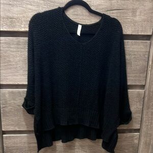 Wishlist Black V-Neck Women's Sweater. Sz S/M.